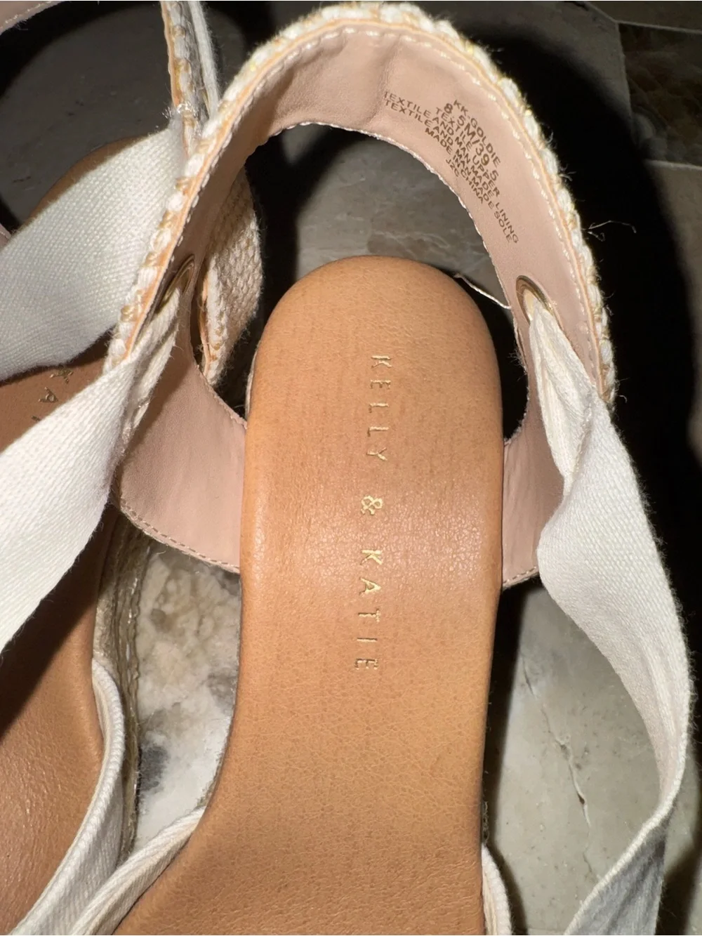Kelly & Katie Goldie Espadrille Wedge Sandals 8.5 Ivory Lace Up Ankle Tie